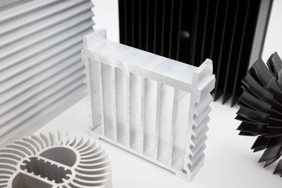 Antirust Stabilny aluminiowy radiator do wytłaczania, aluminiowe profile wyciskane z aluminium