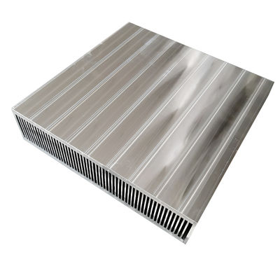 Uniwersalny radiator z blachy aluminiowej Praktyczny kształt prostokąta