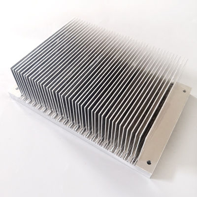 IGBT Antirust Duży aluminiowy radiator Elementy elektroniczne Rozstaw 4 mm