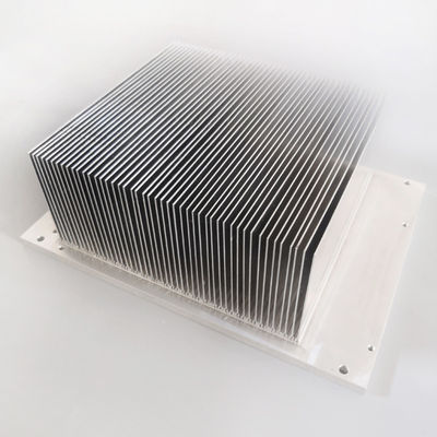 Srebrny praktyczny radiator prostownika, aluminiowe żebra radiatora odporne na rdzę