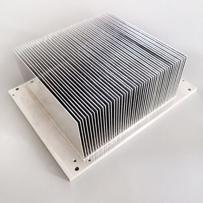Srebrny praktyczny radiator prostownika, aluminiowe żebra radiatora odporne na rdzę