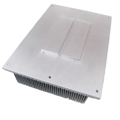 Aluminiowy praktyczny radiator TEC, srebrny wytłaczany aluminiowy radiator