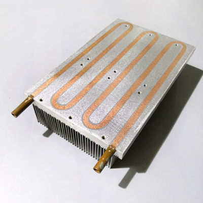 Uniwersalny radiator aluminiowy chłodzony wodą Silver Antirust
